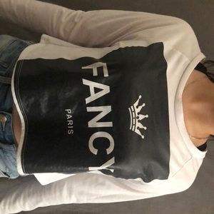 A FANCY long sleeved crop top